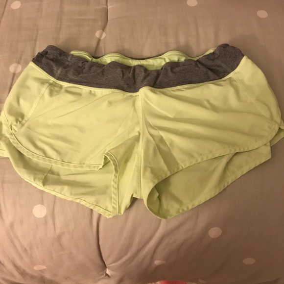 Too big - Picture 1 of 2